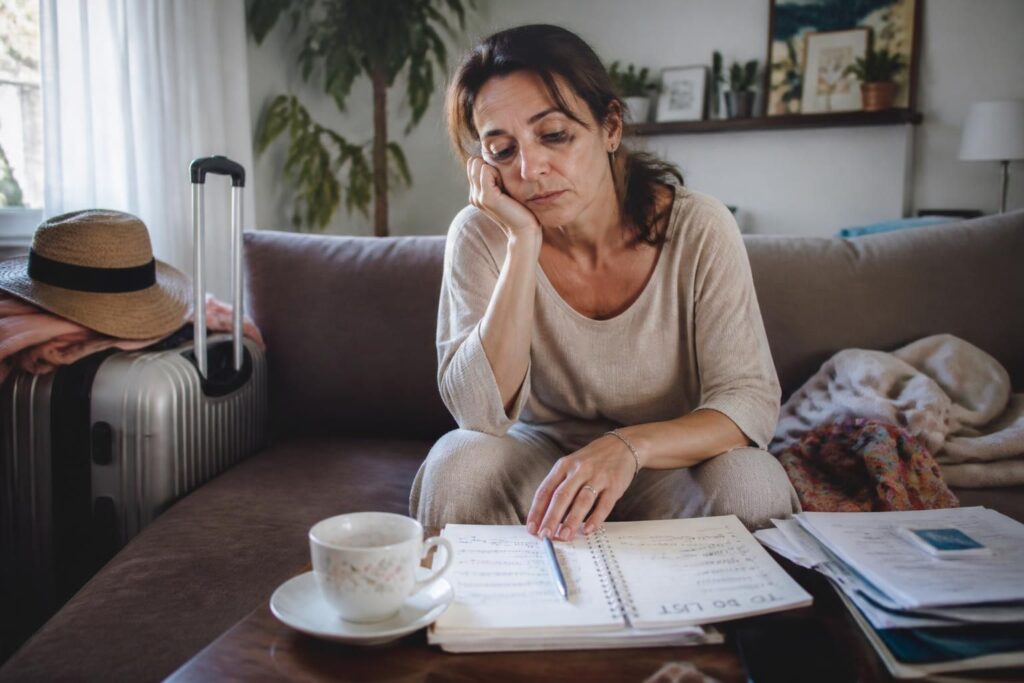 Por qué el agotamiento femenino no desaparece con las vacaciones y cómo enfrentarlo
